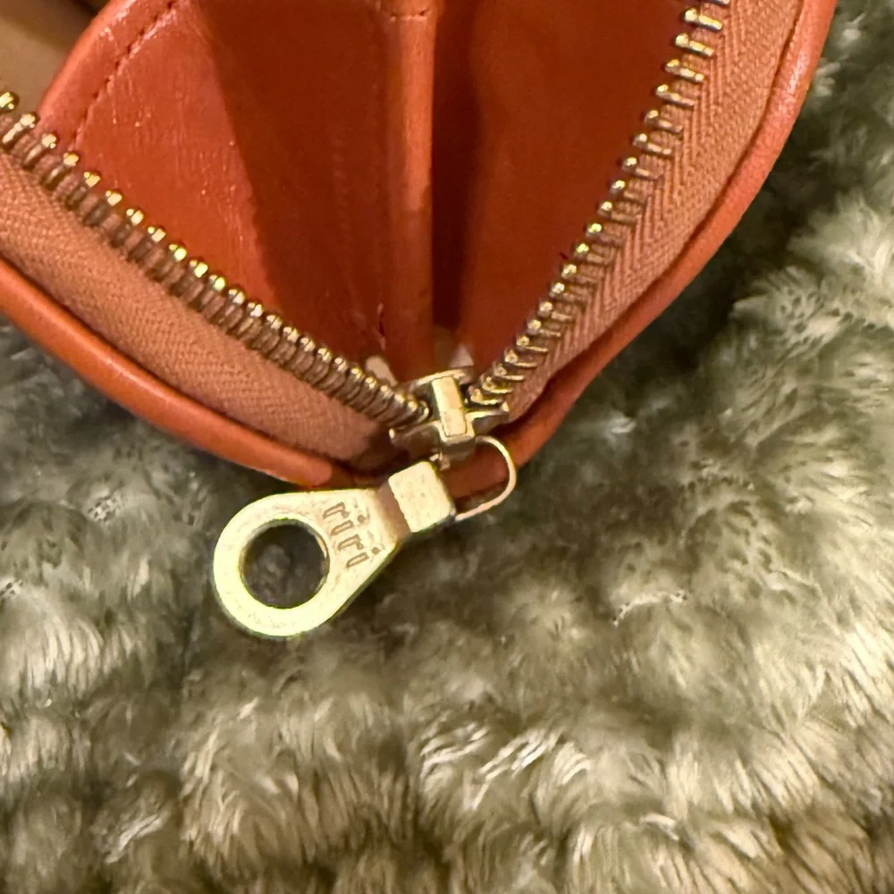 Dooney and Bourke coin purse